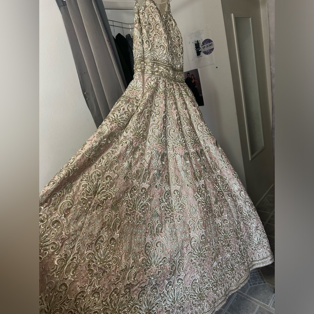 Bridal gown
